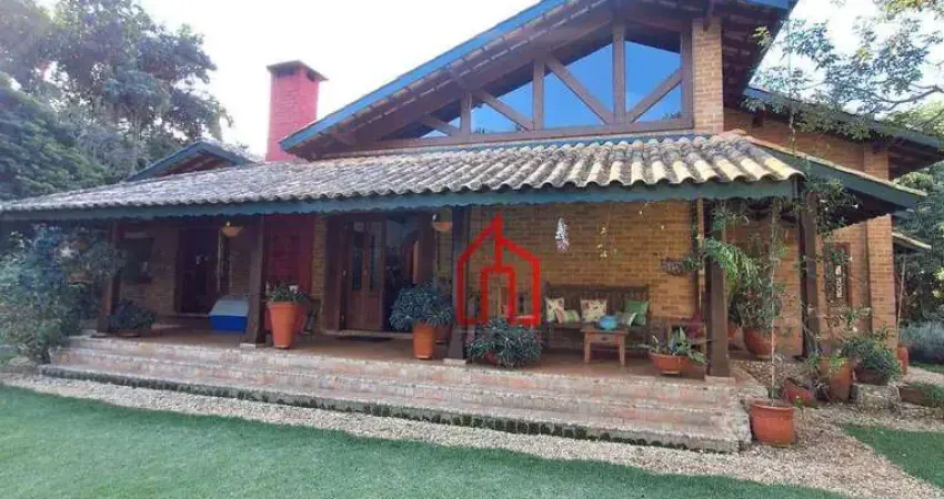 Chácara com 3 dormitórios à venda, 10700 m² por R$ 3.250.000,00 - Valinhos - Valinhos/SP