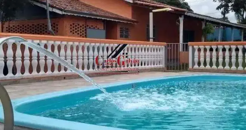 Chácara com 2 quartos, 2.700m², à venda em taubaté, vilarejo varejão