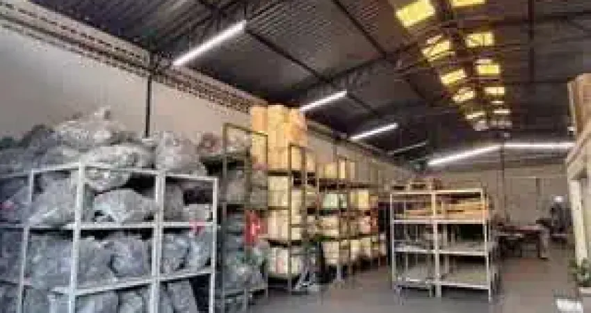 Barracão / Galpão / Depósito para alugar na Santa Terezinha, Belo Horizonte 