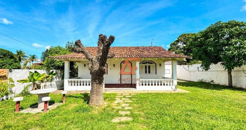 Casa com 4 dormitórios para alugar, 120 m² por R$ 3.200,00/mês - Balneário São Pedro - São Pedro da Aldeia/RJ