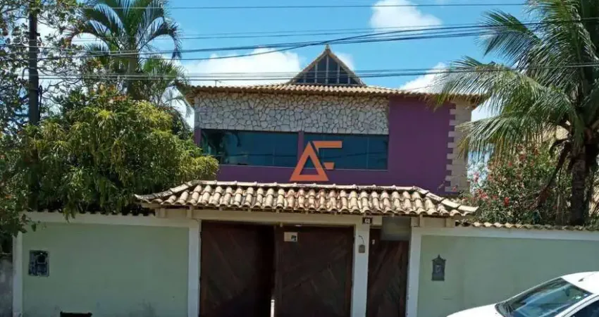 Casa com 4 dormitórios à venda, 440 m² por R$ 680.000,00 - Balneário São Pedro - São Pedro da Aldeia/RJ