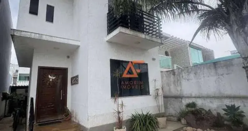 Casa com 4 dormitórios para alugar, 209 m² por R$ 4.500/mês - Nova São Pedro - São Pedro da Aldeia/RJ
