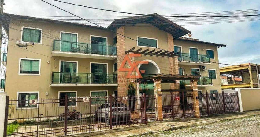 Apartamento com 3 dormitórios para alugar, 72 m² por R$ 2.880/mês - Centro - São Pedro da Aldeia/RJ