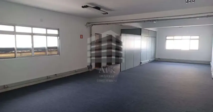 Galpão para locação, com 875m², escritórios e cozinha, na Vila Guarani (Z Sul), SÃO PAULO - SP