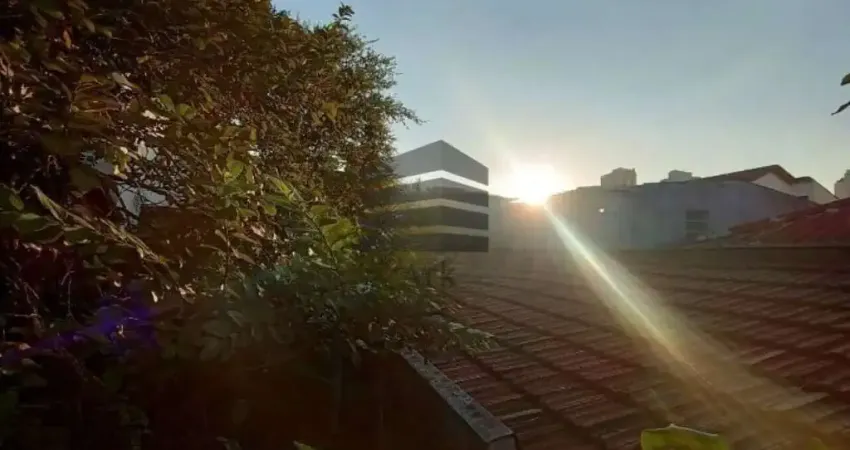 Casa com 4 quartos à venda na Rua Labatut, Ipiranga, São Paulo