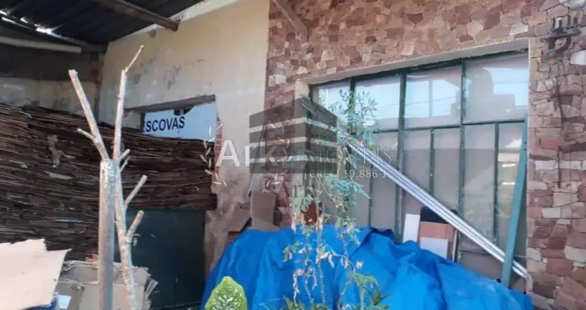 Casa à venda, Vila Monumento, Casa com 5 suítes entrada individual.