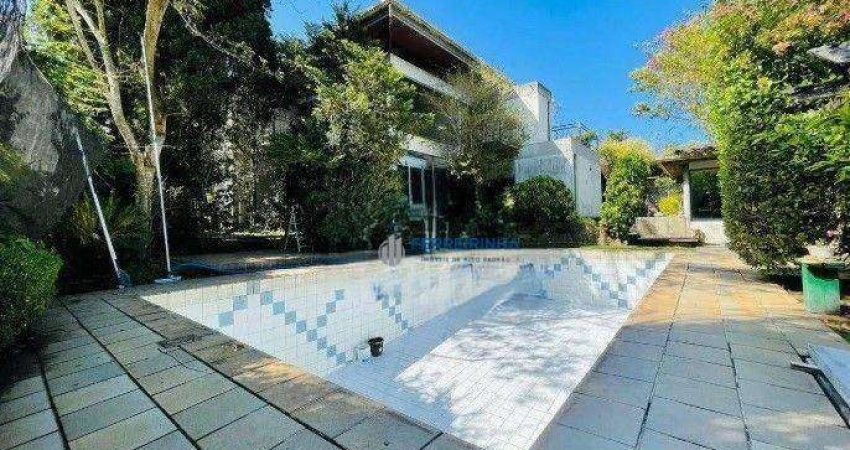 Casa com 4 dormitórios à venda, 380 m² por R$ 3.900.000,00 - Condomínio Chácara dos Eucaliptos - São José dos Campos/SP