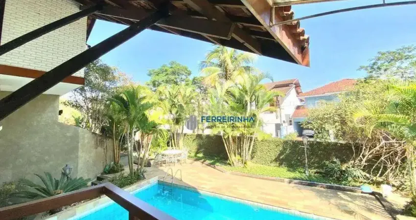 Casa com 6 dormitórios à venda, 520 m² por R$ 3.200.000,00 - Jardim das Colinas - São José dos Campos/SP
