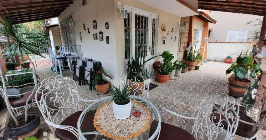 Casa com 3 dormitórios à venda, 125 m² por R$ 700.000,00 - Santa Rosa - Niterói/RJ