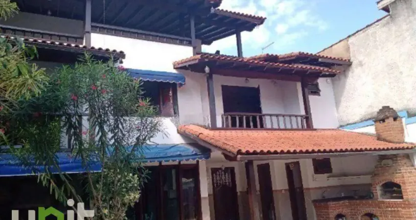Casa com 4 dormitórios à venda, 360 m² por R$ 1.885.000,00 - Piratininga - Niterói/RJ