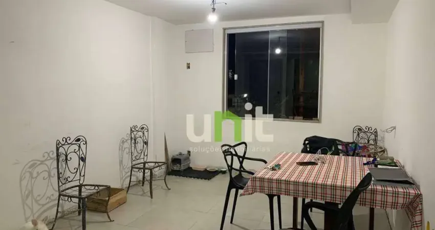 Apartamento com 2 dormitórios à venda, 69 m² por R$ 280.000,00 - Santa Rosa - Niterói/RJ