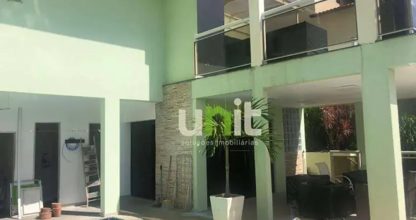 Casa com 3 dormitórios à venda, 100 m² por R$ 4.500.000,00 - Camboinhas - Niterói/RJ