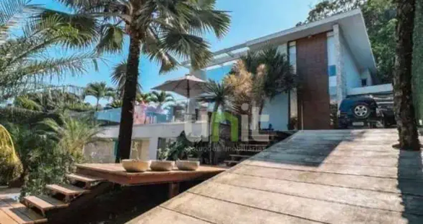 Casa com 5 dormitórios à venda, 817 m² por R$ 6.000.000,00 - Itacoatiara - Niterói/RJ