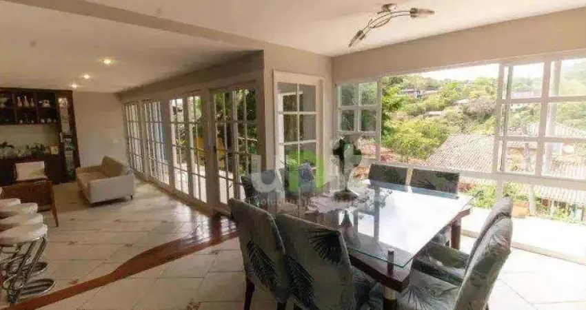 Casa com 3 dormitórios à venda, 220 m² por R$ 1.350.000,00 - Mata Paca - Niterói/RJ