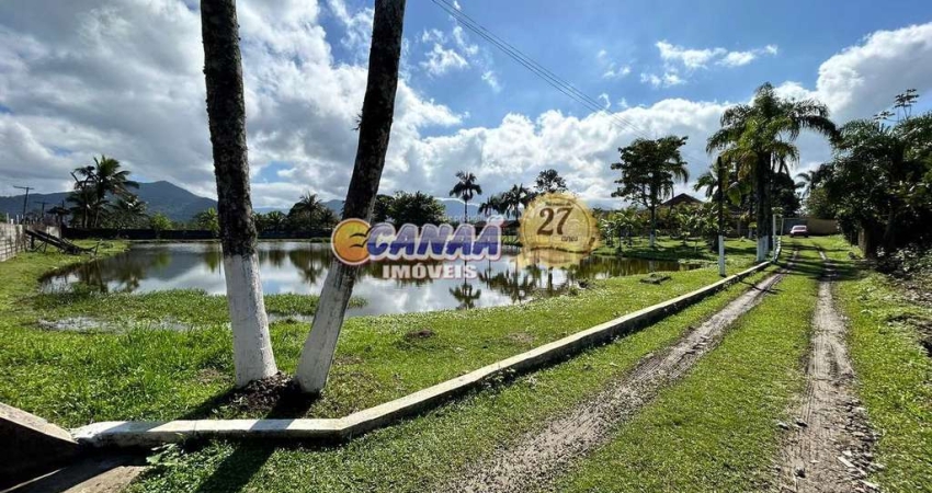 Chácara em Mongaguá com fácil acesso a praia .