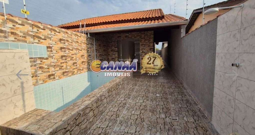 Oportunidade no Litoral! Casa com Piscina em Itanhaém-SP