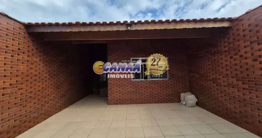Casa com Suíte e Espaço Gourmet – a Apenas 200m da Praia!