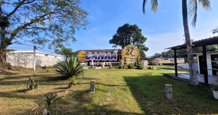 Chácara com 3 quartos, Vila São José, Mongaguá - R$ 550 mil, Cod: 6875