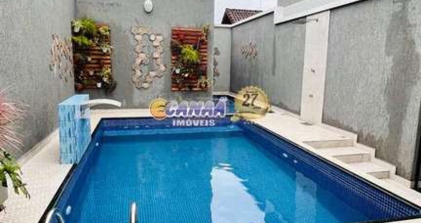 Casa Sobreposta Alta à Venda em Praia Grande – Pertinho do Mar!