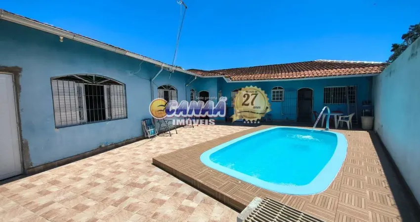 Casa linda à venda lado praia em mongaguá – 3 dormitórios, sendo 2 suítes!