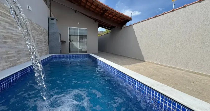 Casa com 2 quartos à venda na Rua Etelvina Simões Salomão, 436, Vila Vera Cruz, Mongaguá