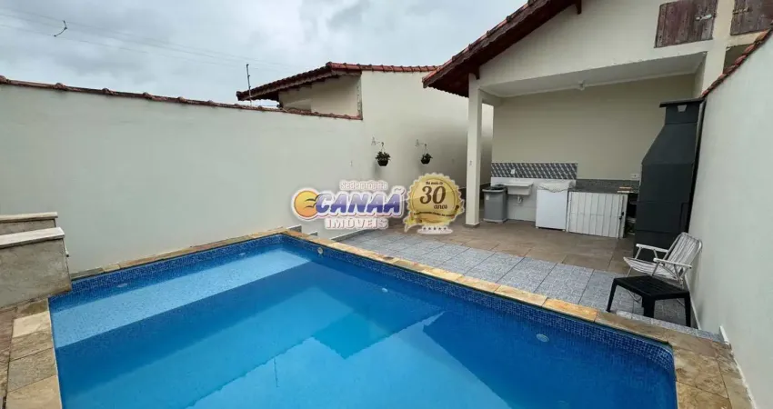 Casa térrea 2 dormitórios. Linda Piscina e Churrasqueira. Venha conferir!!