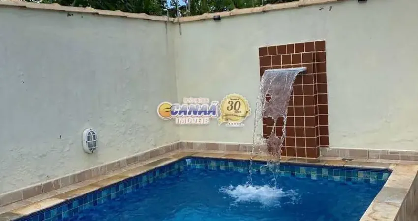 Casa à Venda em Mongaguá – Litoral Sul de São Paulo Com piscina privativa!