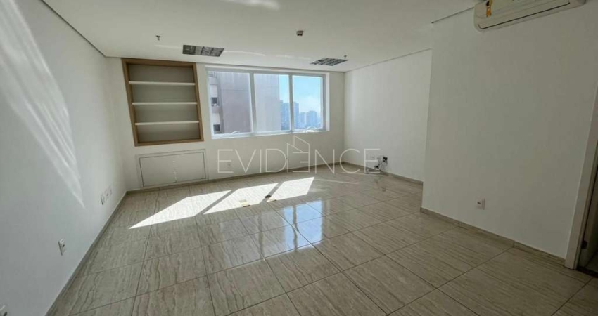 Sala comercial para locação no Edifício Pozzeli - Tatuapé | Próximo ao metrô