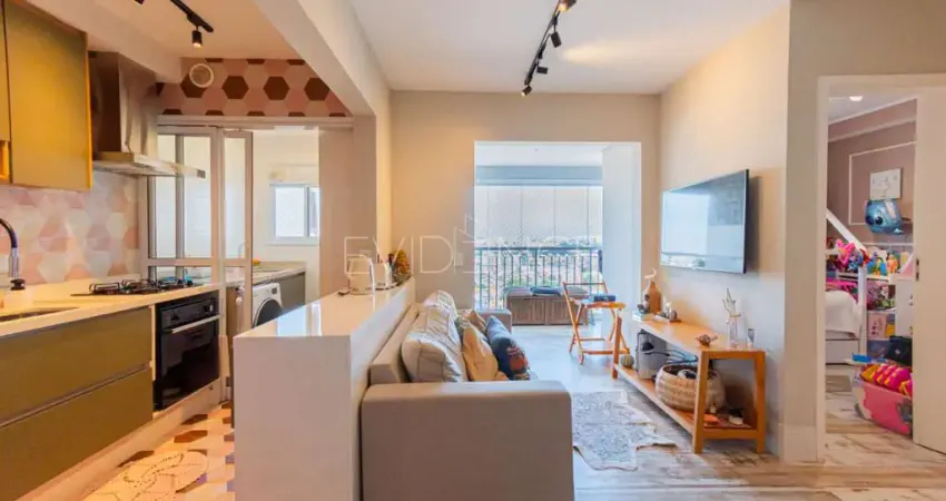 Apartamento mobiliado à venda na Vila Formosa com 56 metros e VARANDA GOURMET