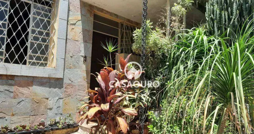 Casa com 3 quartos à venda, 200 m²  - Santa Efigênia - Belo Horizonte/MG