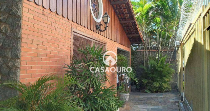 Casa com 4 quartos à venda, 197 m² por R$ 1.250.000 - Santa Efigênia - Belo Horizonte/MG