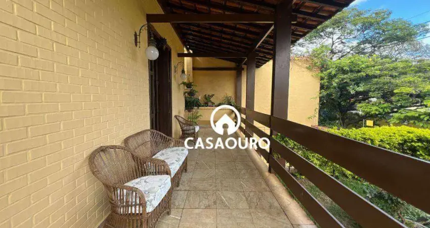 Casa com 4 quartos à venda, 417 m² por R$ 2.400.000 - Mangabeiras - Belo Horizonte/MG