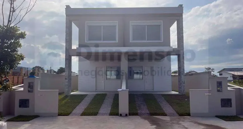 Casa nova geminada com 3 quartos, sendo 1 suíte no Jardim Campehce