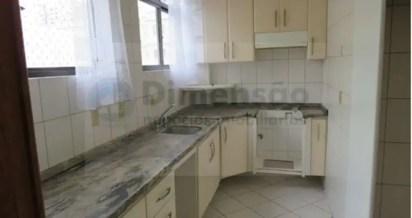Apartamento com 3 dormitórios no centro
