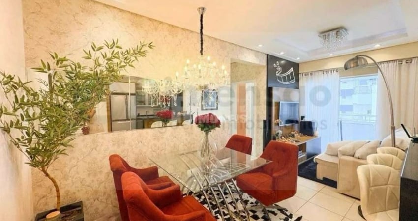 More em um apartamento completamente mobiliado em condomínio completo