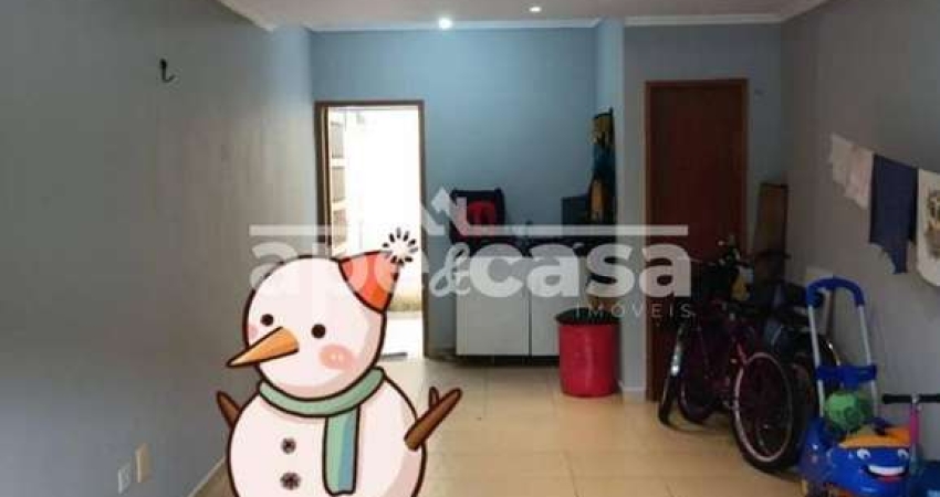 Sobrado Espaçoso com Excelente Estrutura