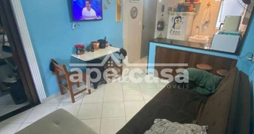 Kitnet Reformado com 1 Dormitório e Vaga de Garagem
