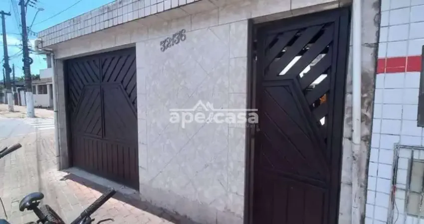 Casa com 3 quartos para alugar na Vila Antártica, Praia Grande