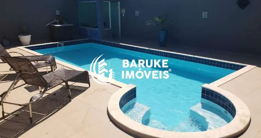 Sobrado com 5 quartos sendo 2 suítes, uma no piso superior e uma no térreo a venda no jardim regina