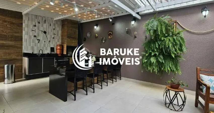 Sobrado com 3 quartos sendo 1 suíte com closet no condomínio parque guarantãs