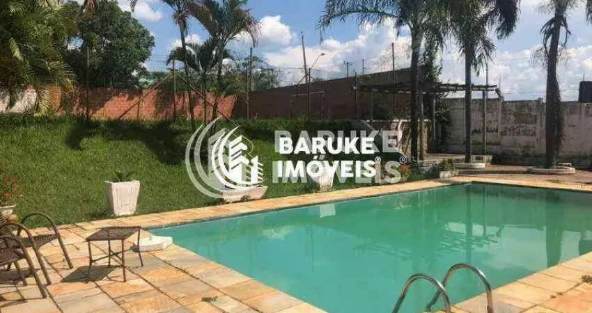 Chácara / sítio com 3 quartos à venda na Rua Antônio do Amaral Campos, Chácara Alvorada, Indaiatuba