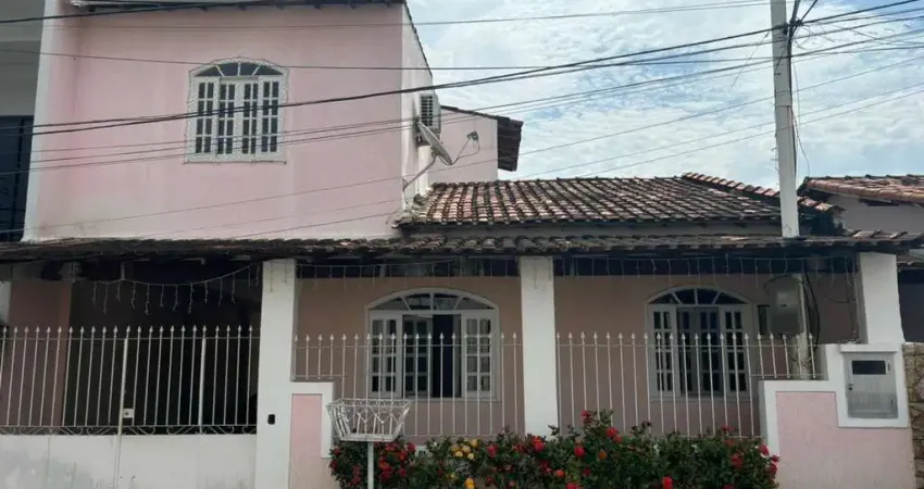 Casa para Venda em Rio de Janeiro, Campo Grande, 3 dormitórios, 1 suíte, 4 banheiros, 3 vagas