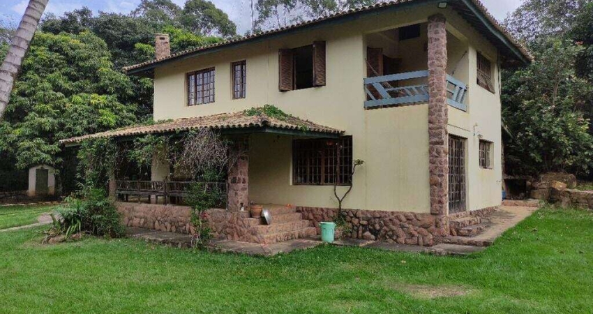 Ampla Chácara para VENDA no Bairro Sítio Santa Terezinha - Salto/SP