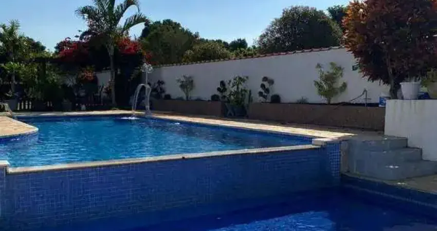 Casa à venda no Condomínio Zuleika Jabour - Salto/SP