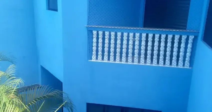 Casa com 2 quartos para alugar na Avenida Doutor Pereira Vergueiro, Vila Nhocune, São Paulo