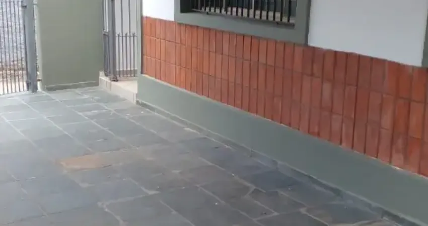 Casa com 2 quartos para alugar na Rua Pedro Ângelo Cavazóglio, Rua, Pedro, Parque das Paineiras, São Paulo