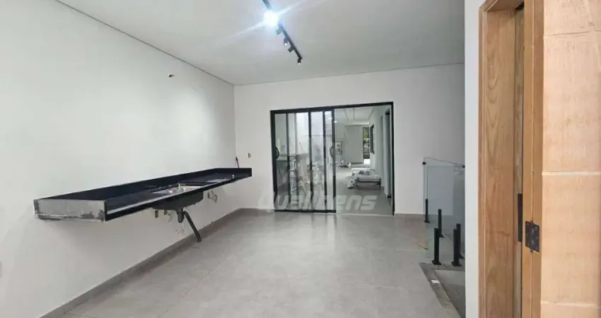 Sobrado com 3 dormitórios à venda, 167 m² por R$ 1.325.000,00 - Parque São Vicente - Mauá/SP