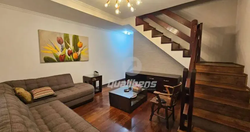 Sobrado com 3 dormitórios sendo 1 suíteà venda, 240 m² por R$ 900.000 - Parque São Vicente - Mauá/SP