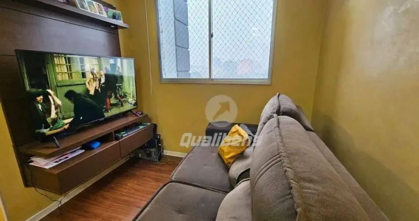 Apartamento com 2 dormitórios à venda, 47 m² por R$ 275.000,00 - Parque São Vicente - Mauá/SP