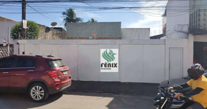 Apartamento com 1 quarto para alugar, 30 m² por R$ 750/mês - Parangaba - Fortaleza/CE
